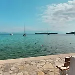 Feriehus Mitzela Mare House Amaliapoli