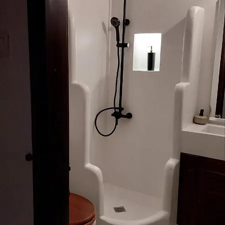 Mitzela Mare House Дом отдыха Амалиаполи