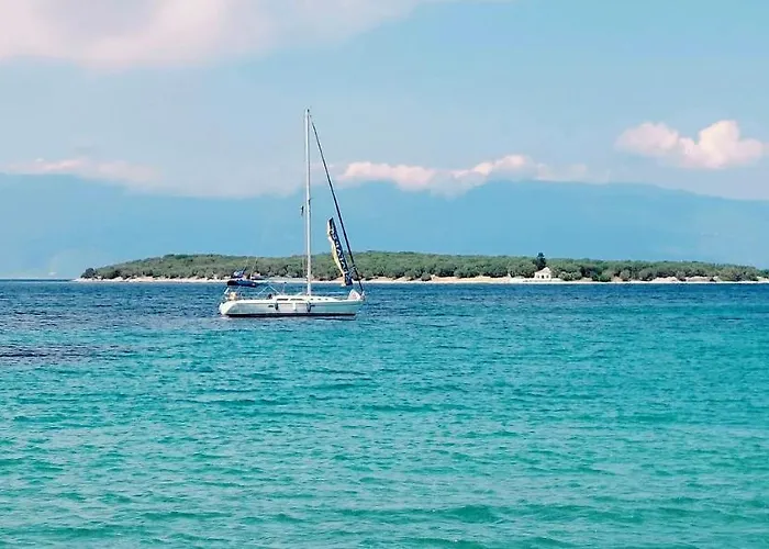 Holiday home Mitzela Mare House *