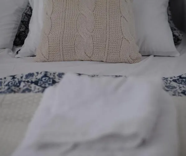 Mitzela Mare House Holiday home *