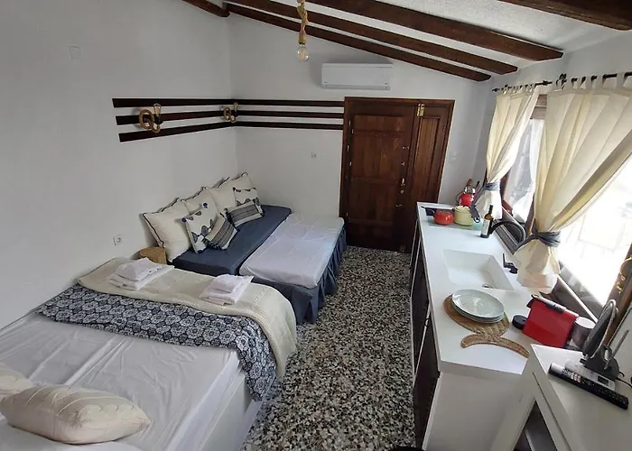 Mitzela Mare House Holiday home Amaliapoli